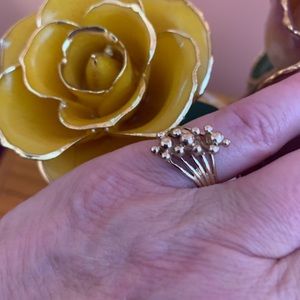 14K HALLMARKED ITALIAN RING DETAIL GOLD BALL FLORAL DESIGN W OPEN FAN-LIKE SHANK